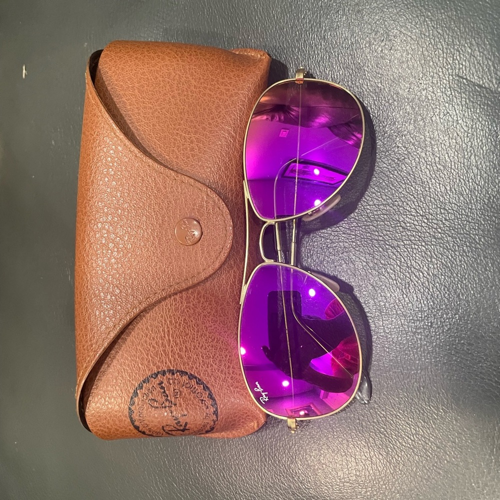 Ray Ban sunglasses original used in very good condition 🤓
